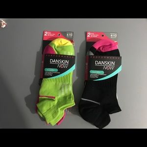 Daskin Now Women’s Performance Socks Size 4-10